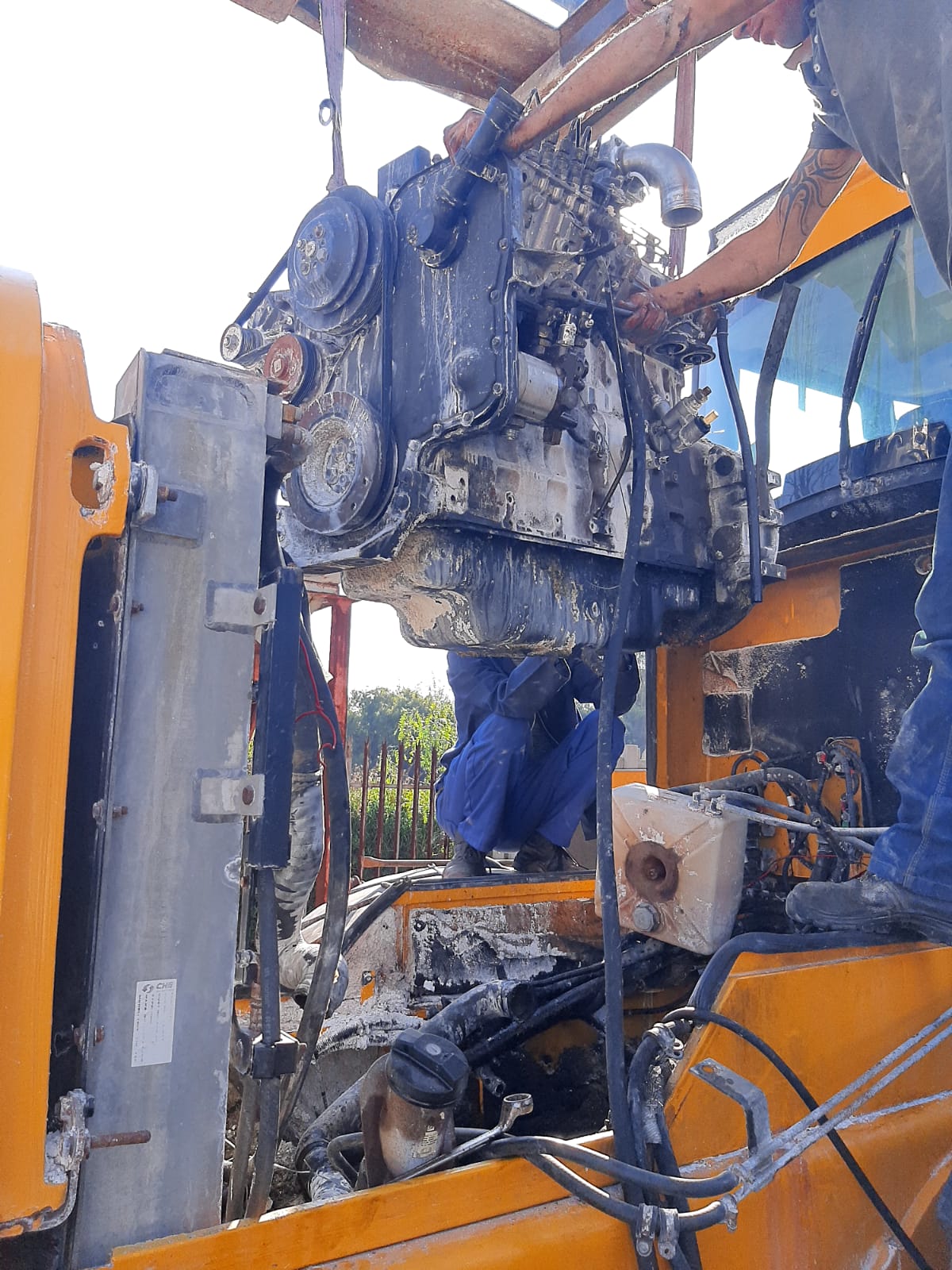 Engine Overhaul of a jcb front-end loader